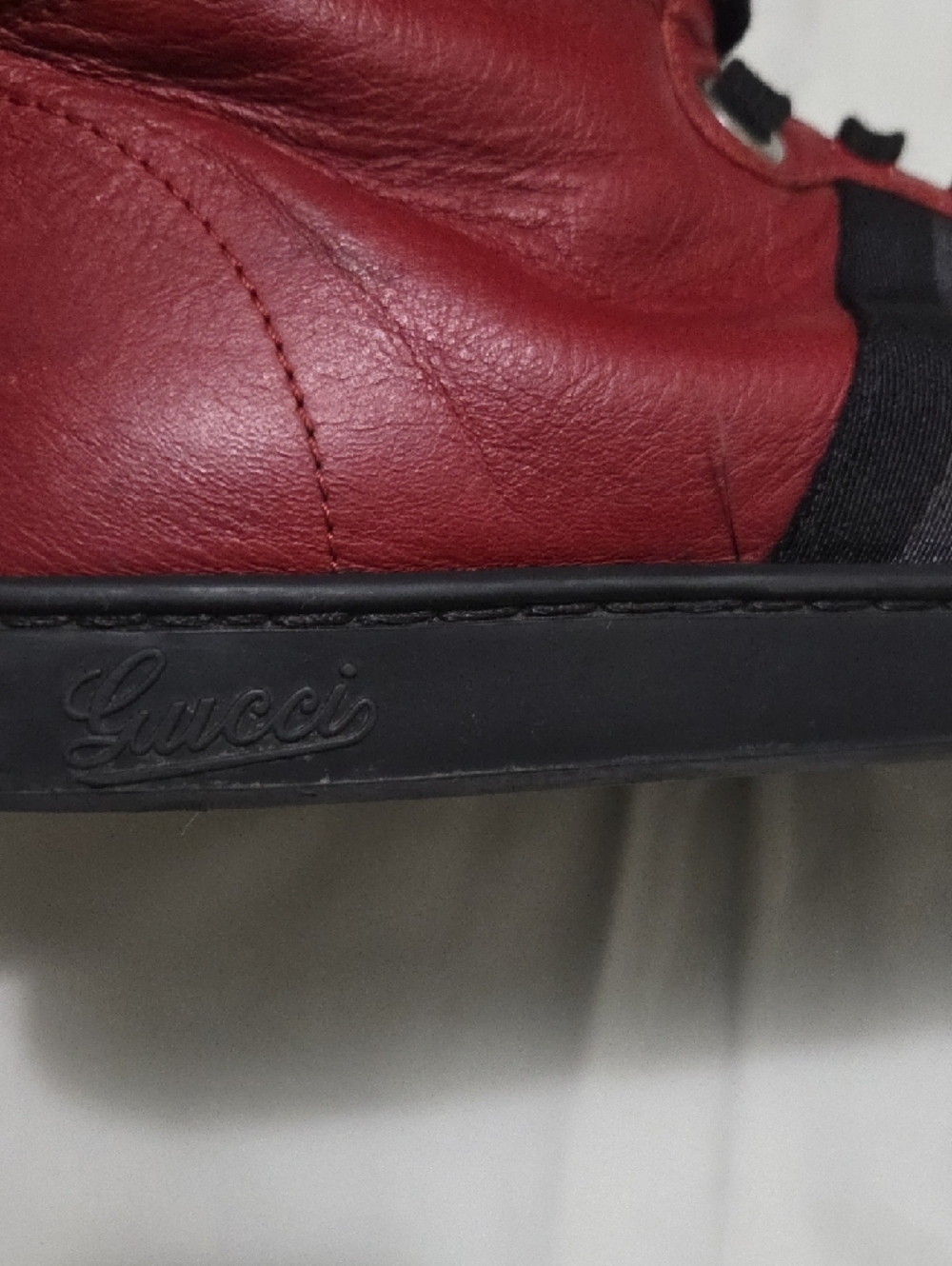 Gucci Red and Black High-Top Leather Sneakers - Picture 6 of 10